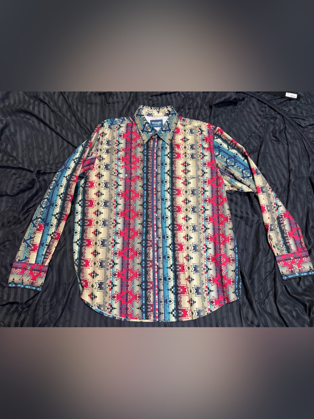 Wrangler Western Pearl Snap Shirt Men’s XL Long Sleeve Red Blue Aztec